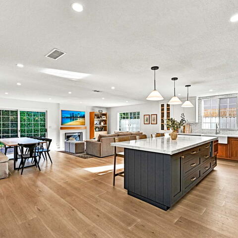 3210 Iowa Street Listing Image Thumbnail #3