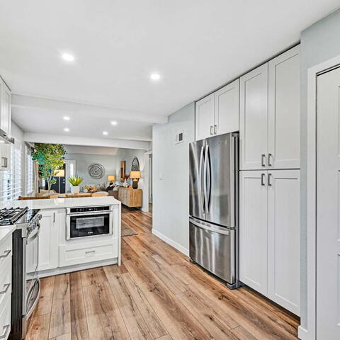 798 Archwood Avenue Listing Image Thumbnail #7