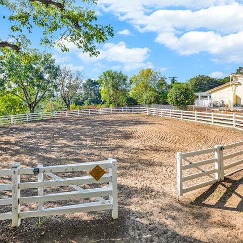 1419 N Richman Knoll Listing Image Thumbnail #5