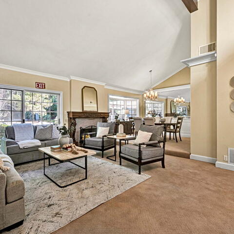 1559 N Mustang Avenue Listing Image Thumbnail #5