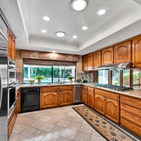 1559 N Mustang Avenue Listing Image Thumbnail #7