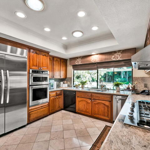 1559 N Mustang Avenue Listing Image Thumbnail #8