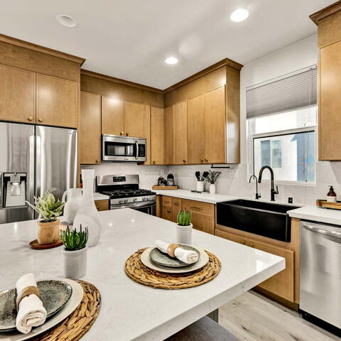 813 S Anaheim Boulevard #101 Listing Image Thumbnail #7