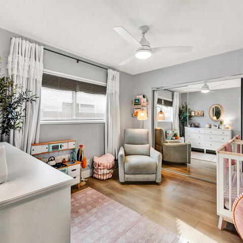 677 N Clinton Street Listing Image Thumbnail #16