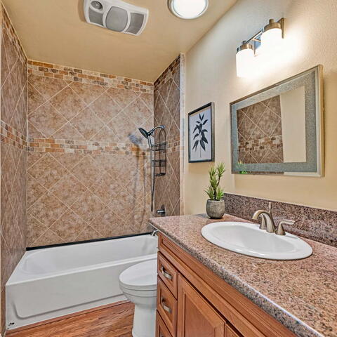 1559 N Mustang Avenue Listing Image Thumbnail #17