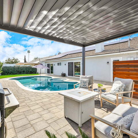 677 N Clinton Street Listing Image Thumbnail #17