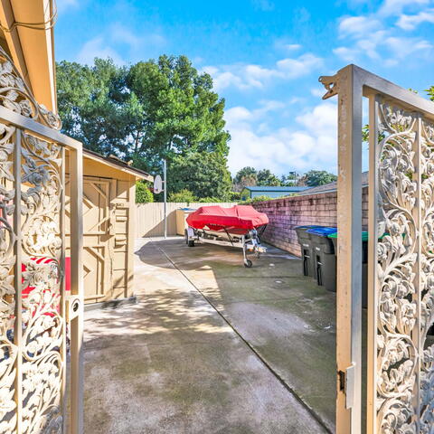 1559 N Mustang Avenue Listing Image Thumbnail #29