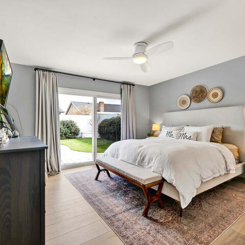 677 N Clinton Street Listing Image Thumbnail #14