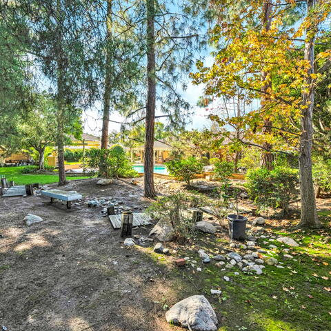 1559 N Mustang Avenue Listing Image Thumbnail #28