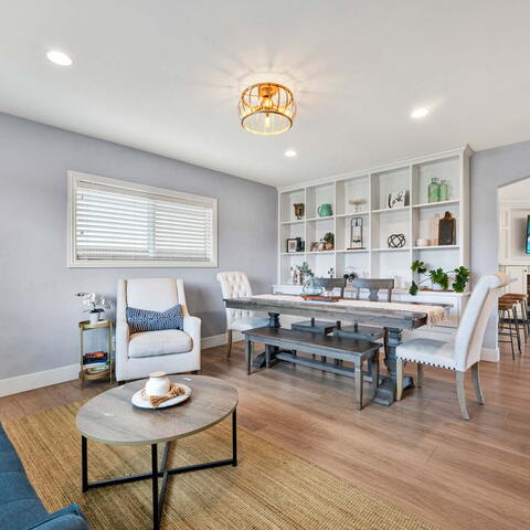 677 N Clinton Street Listing Image Thumbnail #7