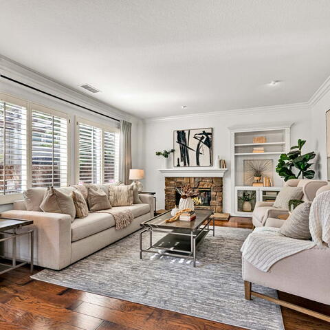 8 Versailles Listing Image Thumbnail #10