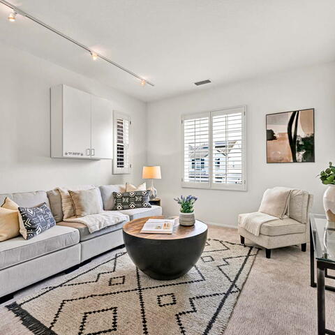 8 Versailles Listing Image Thumbnail #18