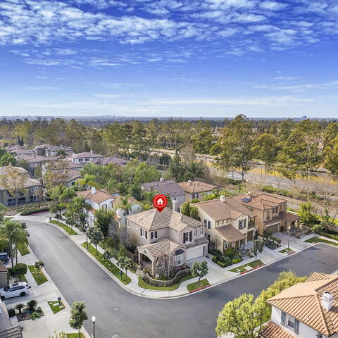 8 Versailles Listing Image Thumbnail #1