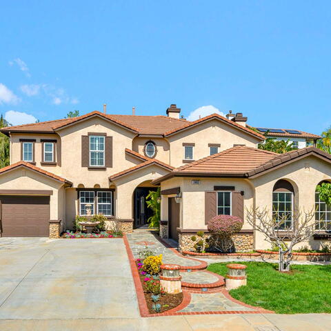 2463 N Eaton Court Listing Image Thumbnail #1