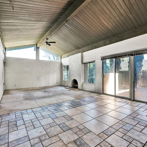 19322 Saylor Terrace Listing Image Thumbnail #6