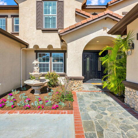 2463 N Eaton Court Listing Image Thumbnail #4