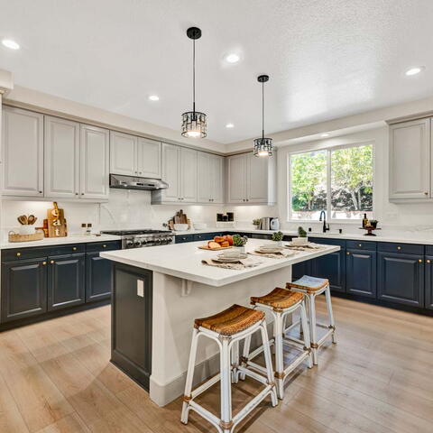 2463 N Eaton Court Listing Image Thumbnail #7