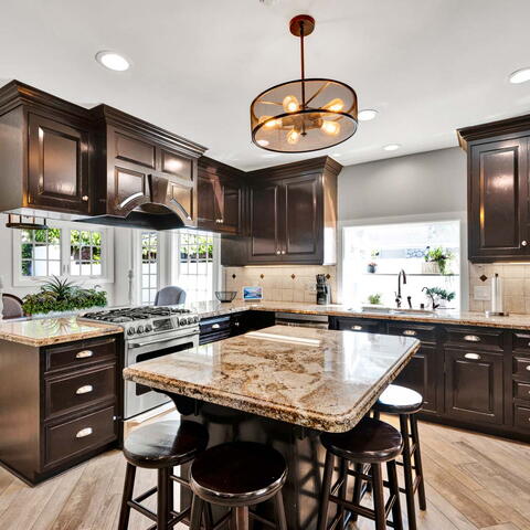 17525 Sunwest Circle Listing Image Thumbnail #7