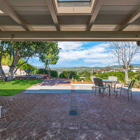 6823 E La Cumbre Drive Listing Image Thumbnail #3