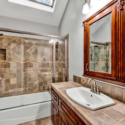 17525 Sunwest Circle Listing Image Thumbnail #20