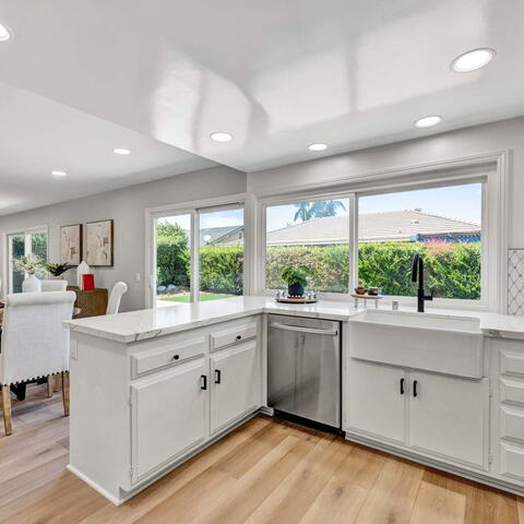 709 E Meadowbrook Avenue Listing Image Thumbnail #7