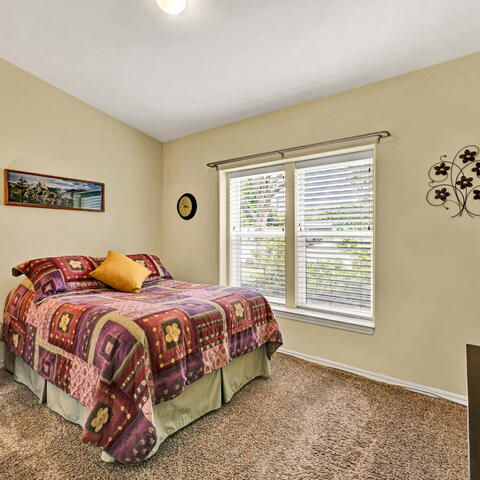1802 N Shaffer Street Listing Image Thumbnail #12