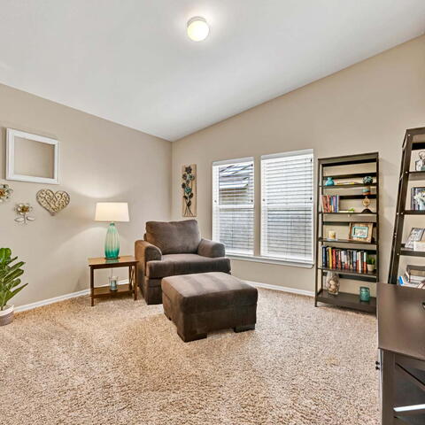 1802 N Shaffer Street Listing Image Thumbnail #14