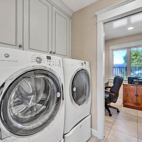 14321 Wisteria Lane Listing Image Thumbnail #17