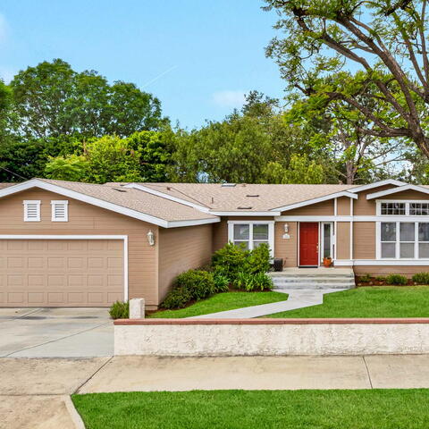 1802 N Shaffer Street Listing Image Thumbnail #1