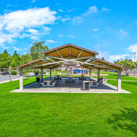 17522 Orange Tree Lane Listing Image Thumbnail #31