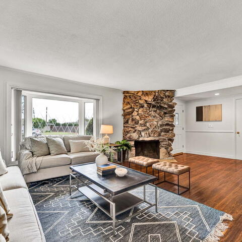 3939 E Lynnwood Avenue Listing Image Thumbnail #3