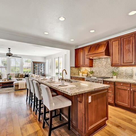 1447 Charleston Street Listing Image Thumbnail #6