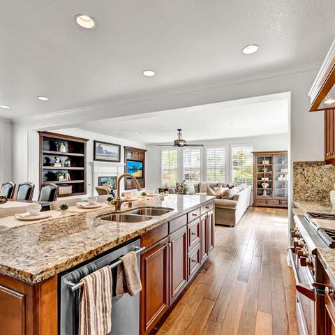 1447 Charleston Street Listing Image Thumbnail #7