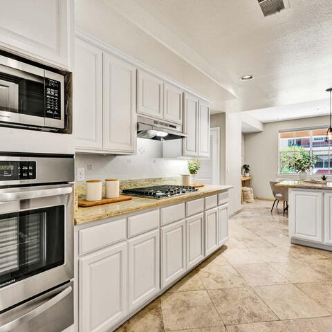 5142 Warner Ave #109 Listing Image Thumbnail #8