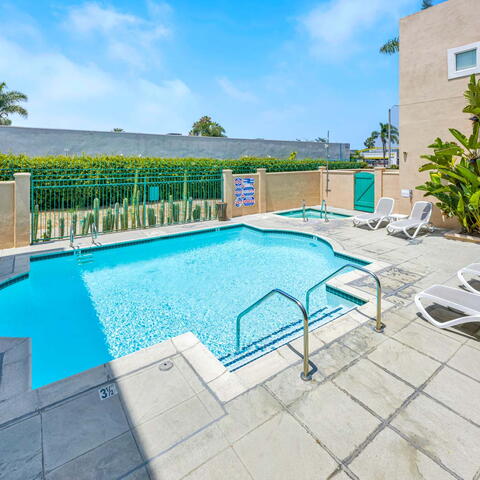 5142 Warner Ave #109 Listing Image Thumbnail #19