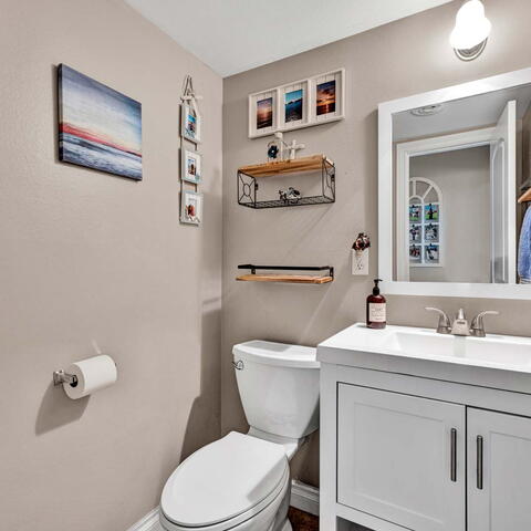 2721 E Adams Avenue Listing Image Thumbnail #11