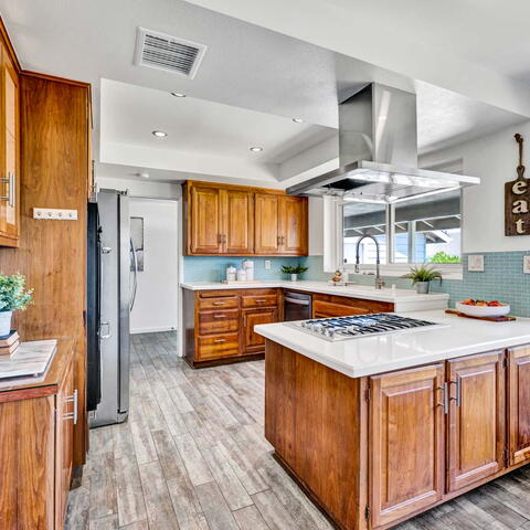 1220 E Adams Avenue Listing Image Thumbnail #5