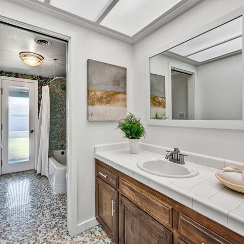 1220 E Adams Avenue Listing Image Thumbnail #12