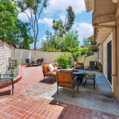 2404 Calle Andorra Listing Image Thumbnail #18