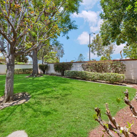 2404 Calle Andorra Listing Image Thumbnail #20