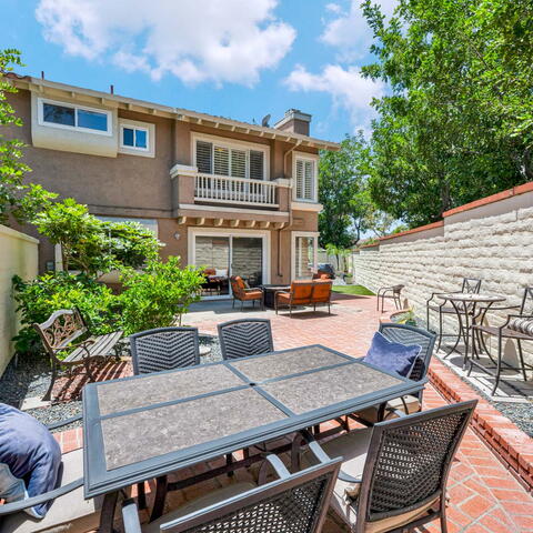 2404 Calle Andorra Listing Image Thumbnail #2