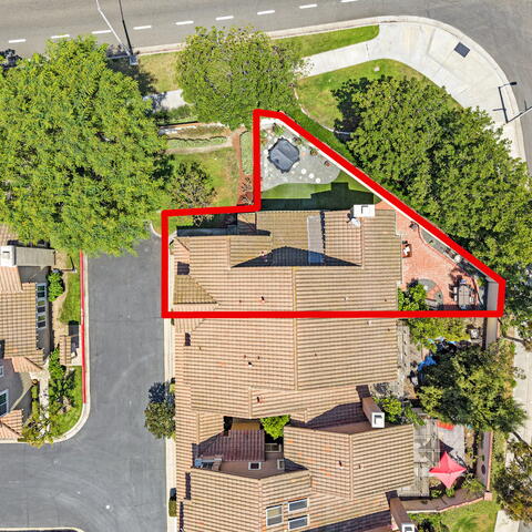 2404 Calle Andorra Listing Image Thumbnail #3