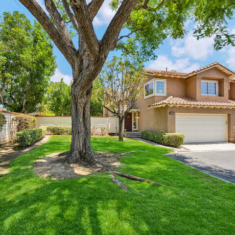 2404 Calle Andorra Listing Image Thumbnail #17