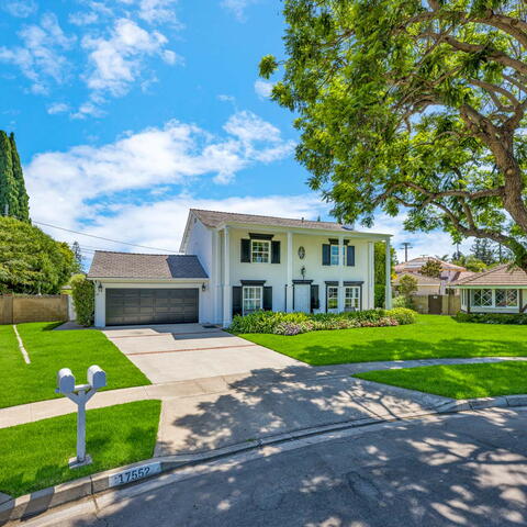 17552 Laurie Lane Listing Image Thumbnail #1