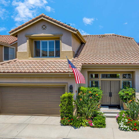 2530 Alister Avenue Listing Image Thumbnail #1