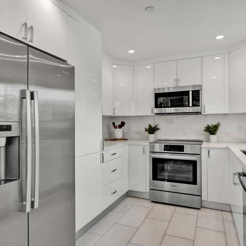 186 Gallery Way Listing Image Thumbnail #7