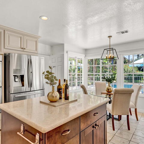 1052 Castlerock Lane Listing Image Thumbnail #9