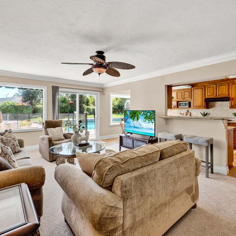 17552 Laurie Lane Listing Image Thumbnail #9
