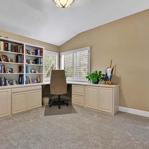 2530 Alister Avenue Listing Image Thumbnail #10