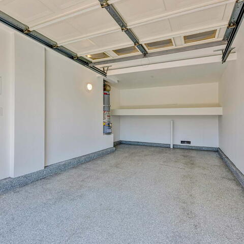 186 Gallery Way Listing Image Thumbnail #17